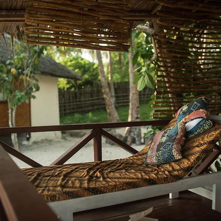 Simeulue Surflodges Lasikin Dış mekan fotoğraf
