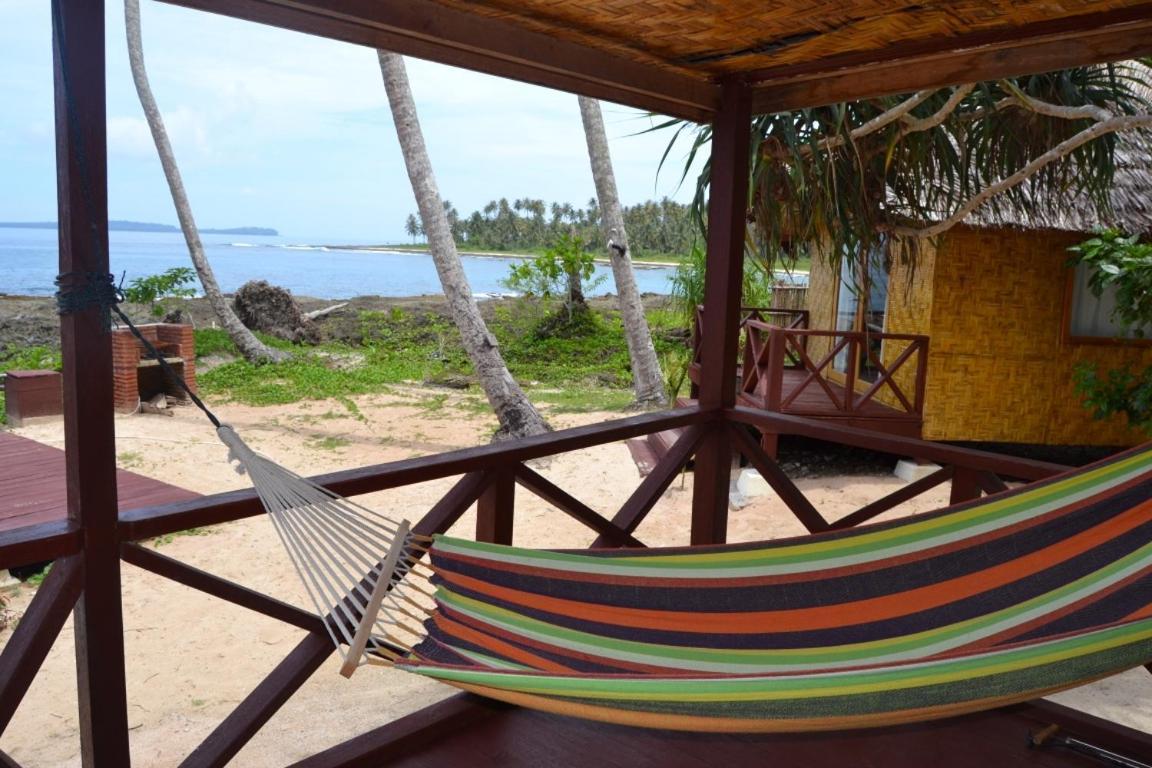 Simeulue Surflodges Lasikin Dış mekan fotoğraf